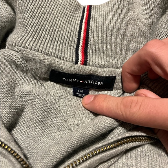 Tommy Hilfiger Quarter Zip Grey Sweater - Picture 4 of 5